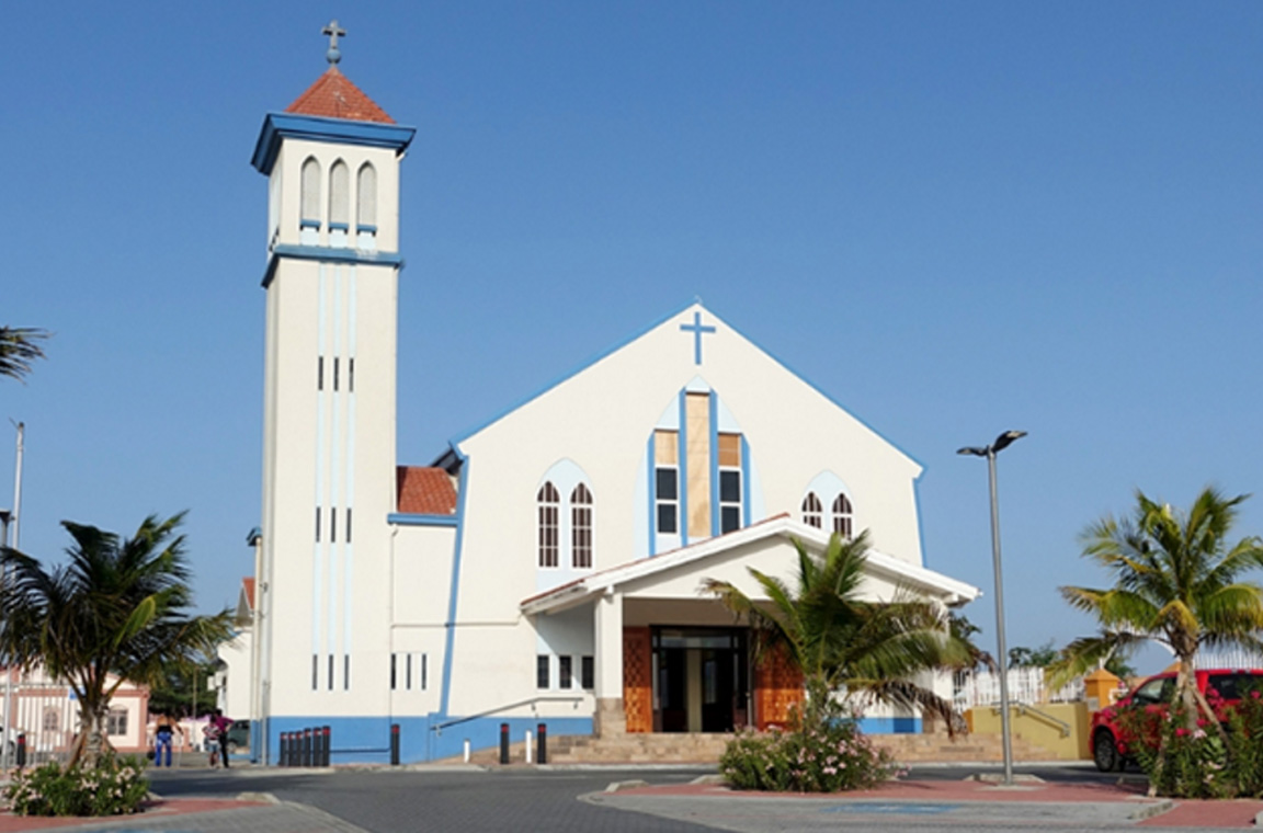 Participacion di actividadnan religioso na Parokia “Inmaculada Concepcion” Santa Cruz